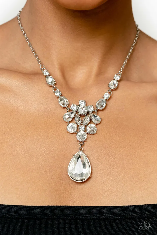 Paparazzi Accessories Necklaces TWINKLE of an Eye White
