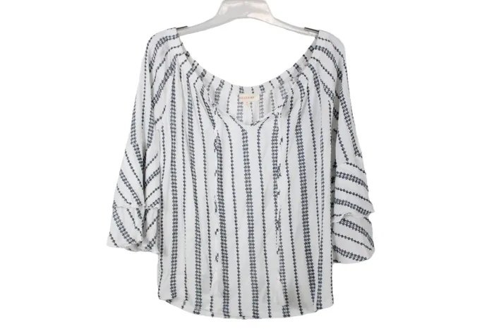 Solitaire Rings Solitaire White Blue OffTheShoulder Blouse M