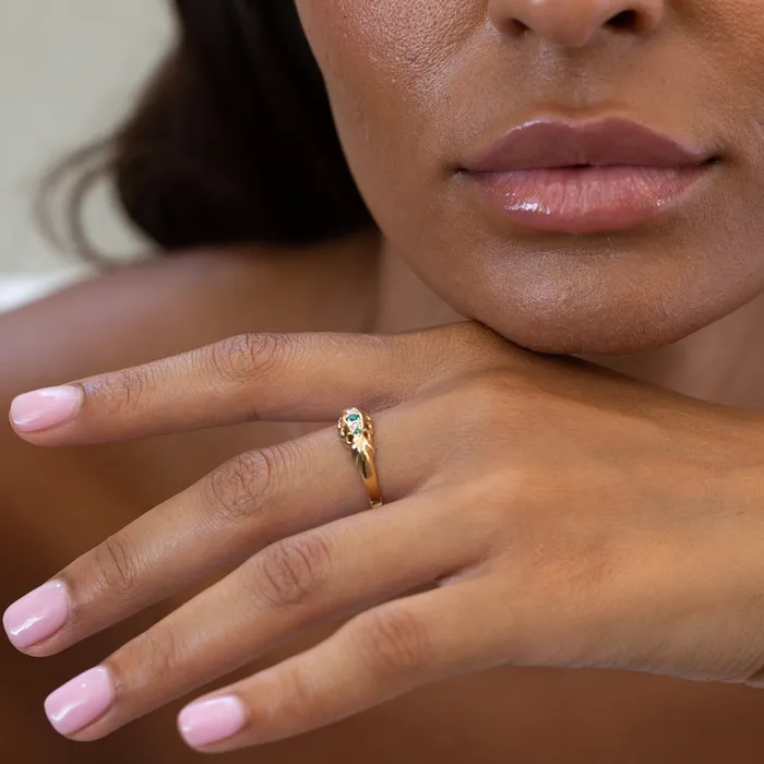 English Victorian Emerald Rose Cut Diamond and 18k Gold Ring Antique Rings