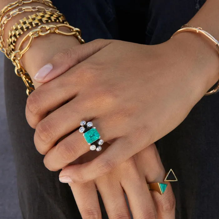 Rings 1970s Malachite And Onyx 18k Gold Ring Vintage