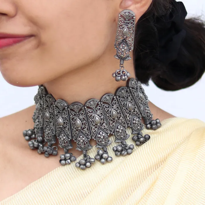 Teejh Necklaces Teejh Spruha Silver Oxidised Choker Necklace