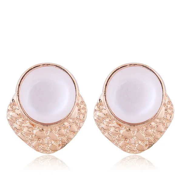 01 Earrings E1211 Gold Textured Moonstone Stud Earrings