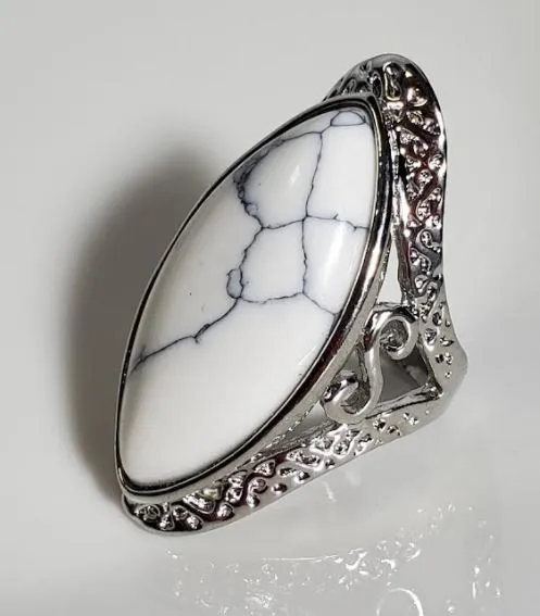 alice Rings R131 Silver White Crackle Stone Ring