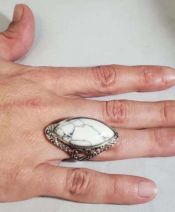 alice Rings R131 Silver White Crackle Stone Ring