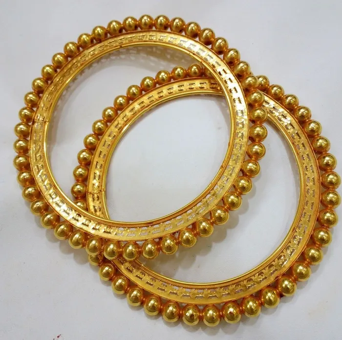 Bracelets TRIBAL ORNAMENTS Vintage 22k yellow gold handmade fabulous craftsmanship on bangle traditional tribal belly dance womens jewelry from rajasthan INDIA Bracelets TRIBAL ORNAMENTS Vintage 22k yellow gold handmade fabulous craftsmanship on bangle traditional tribal belly dance womens jewelry from rajasthan INDIA