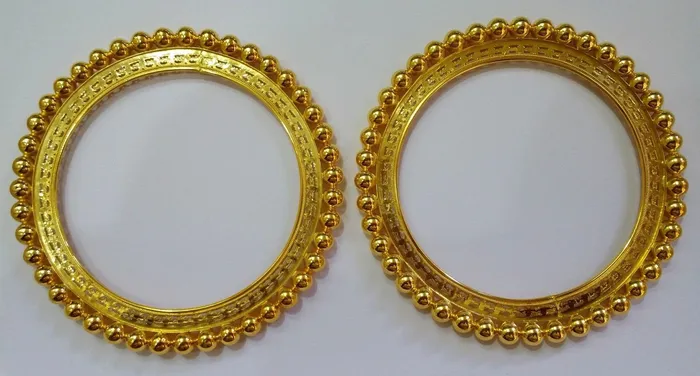 Bracelets TRIBAL ORNAMENTS Vintage 22k yellow gold handmade fabulous craftsmanship on bangle traditional tribal belly dance womens jewelry from rajasthan INDIA Bracelets TRIBAL ORNAMENTS Vintage 22k yellow gold handmade fabulous craftsmanship on bangle traditional tribal belly dance womens jewelry from rajasthan INDIA