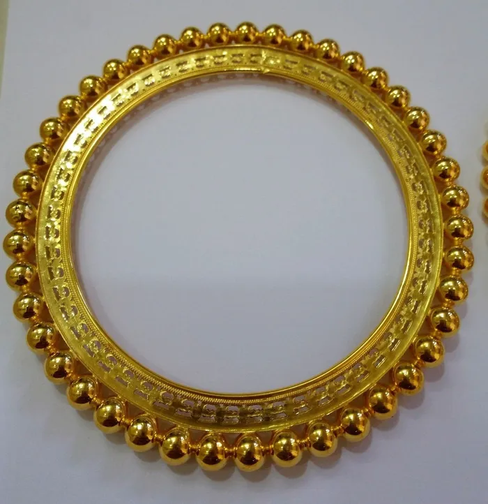 Bracelets TRIBAL ORNAMENTS Vintage 22k yellow gold handmade fabulous craftsmanship on bangle traditional tribal belly dance womens jewelry from rajasthan INDIA Bracelets TRIBAL ORNAMENTS Vintage 22k yellow gold handmade fabulous craftsmanship on bangle traditional tribal belly dance womens jewelry from rajasthan INDIA