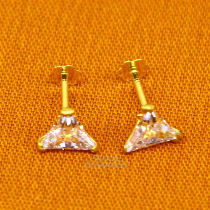 Earrings 5mm 18kt yellow gold handmade single stone Triangle shape stud earring cartilage earring customized unisex screw back stud jewelry er148 TRIBAL ORNAMENTS
