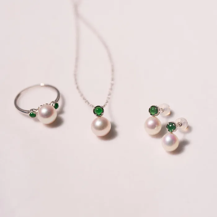 Pearly Lustre Rings 18K Solid Gold Top Grade Freshwater Pearl Ring KR00119