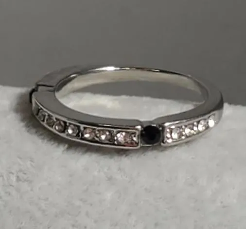 Rings alice R648 Silver Rhinestone Black Gem Band Ring
