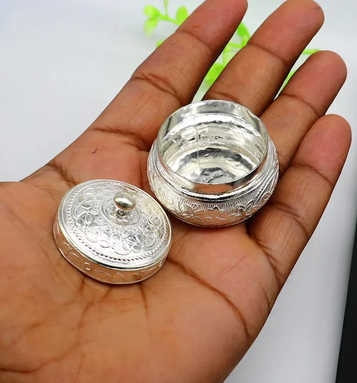 Rings TRIBAL ORNAMENTS 925 sterling silver unique antique design handmade brides eyes kajal box surma box kumkum sindur box small trinket box article stb112