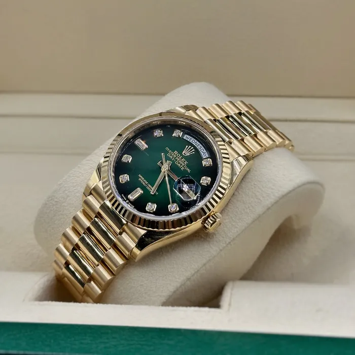 Bracelets Rolex Day Date 36mm Ref 1282380069 Green Ombre Diamond Dial 18K Yellow Gold President Bracelet Watch Rolex