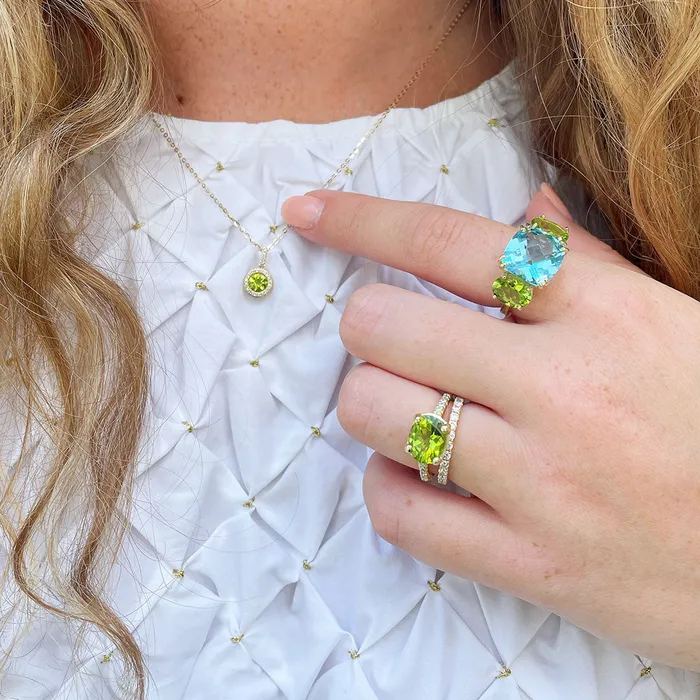 Croghans Rings Blue Topaz Peridot 3 Stone 14K Yellow Gold Ring