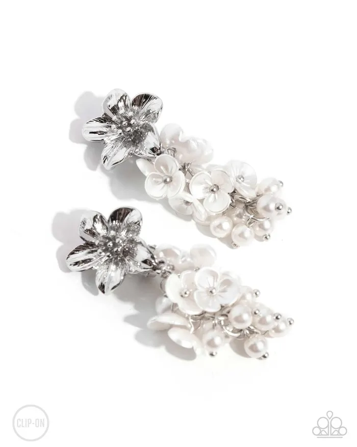 Earrings Paparazzi Earring Bouquet Bling White Paparazzi Jewelry Earrings Paparazzi Earring Bouquet Bling White Paparazzi Jewelry