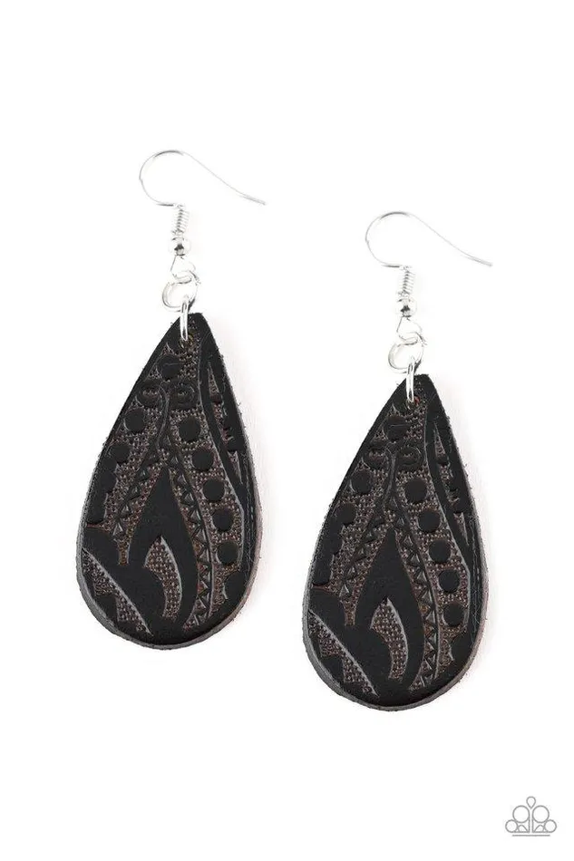 Earrings Paparazzi Earring Get In The Groove Black Paparazzi Jewelry