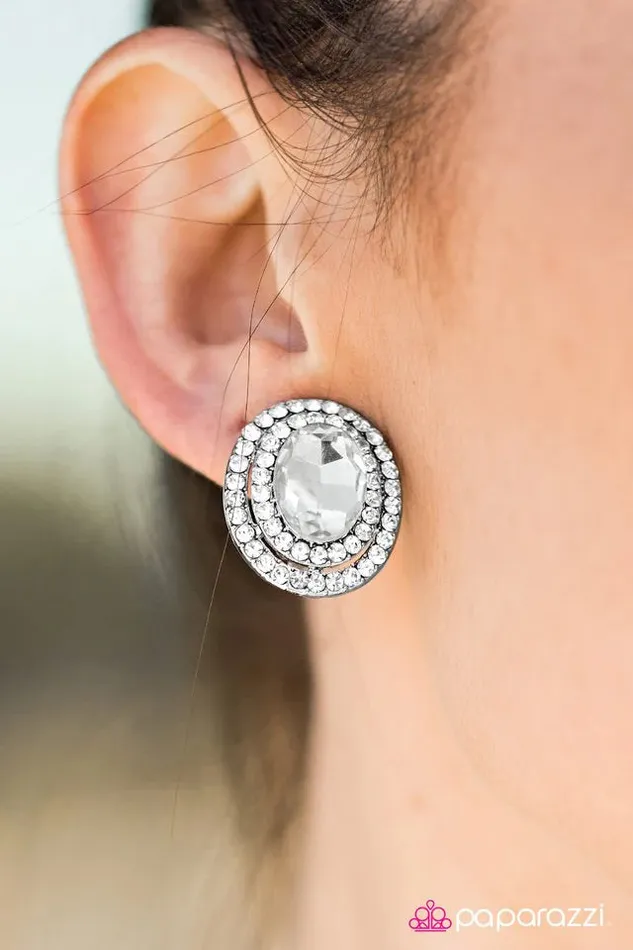 Earrings Paparazzi Jewelry Paparazzi Earring All For The Shimmer White