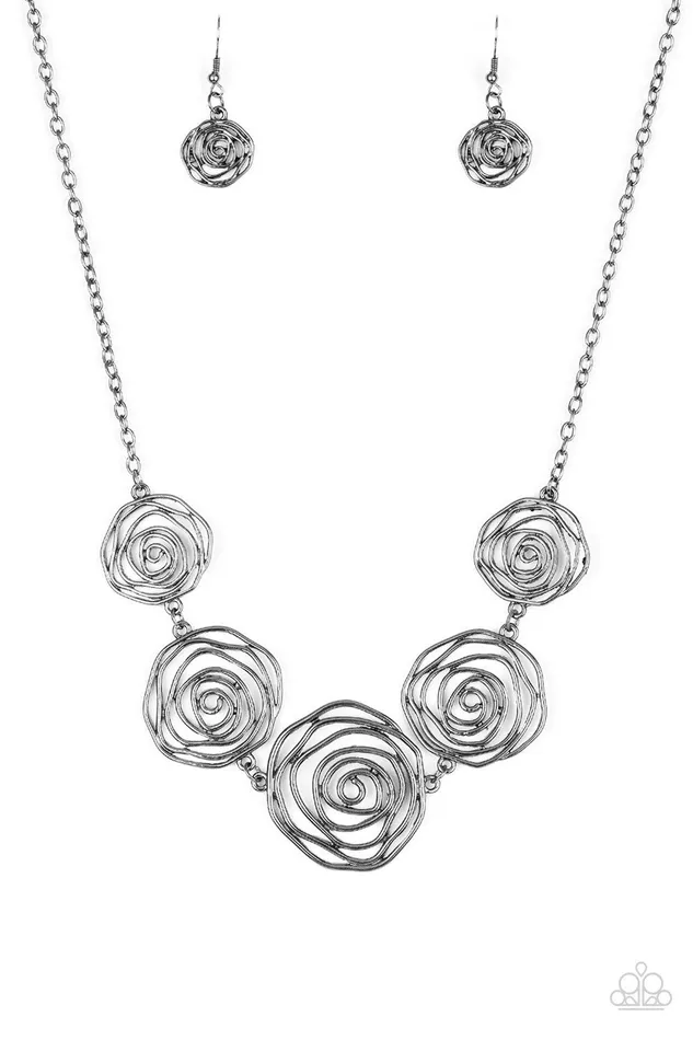 Necklaces Paparazzi Jewelry Paparazzi Necklace Rosy Rosette Black Necklaces Paparazzi Jewelry Paparazzi Necklace Rosy Rosette Black
