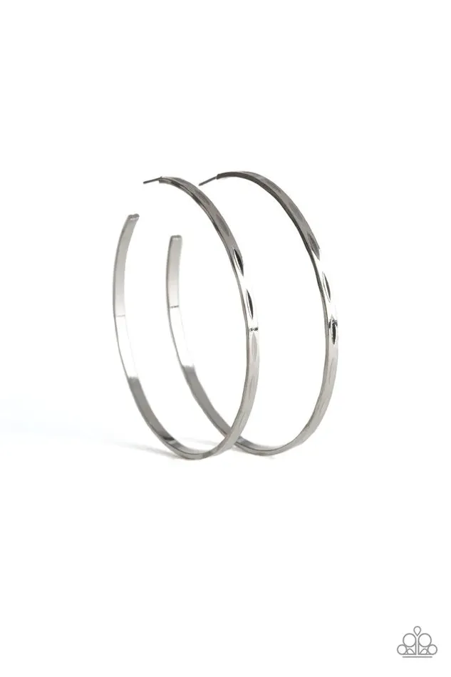 Paparazzi Jewelry Earrings Paparazzi Earring Full On Radical Silver