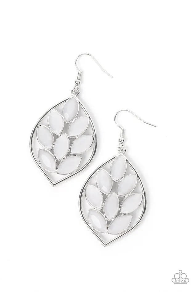 Paparazzi Jewelry Earrings Paparazzi Earring Glacial Glades White Paparazzi Jewelry Earrings Paparazzi Earring Glacial Glades White