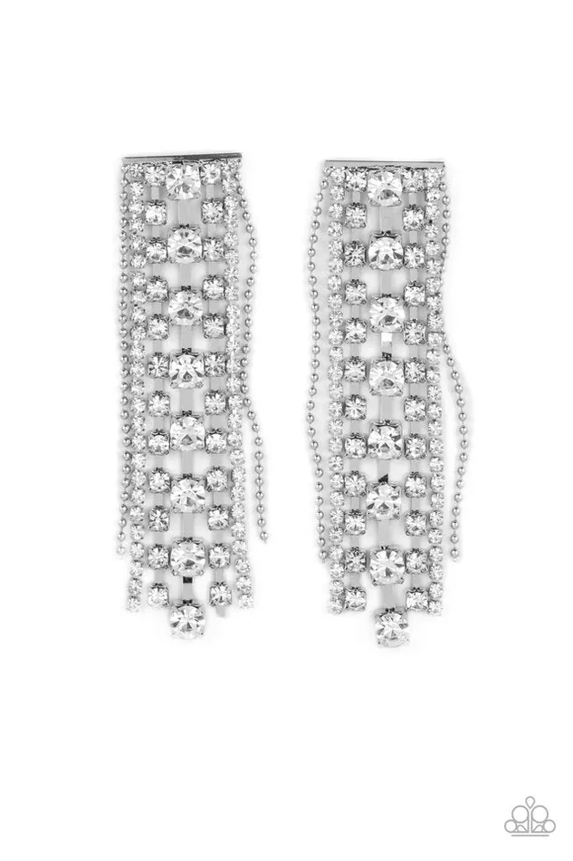 Paparazzi Jewelry Earrings Paparazzi Earring Starry Streamers White Paparazzi Jewelry Earrings Paparazzi Earring Starry Streamers White