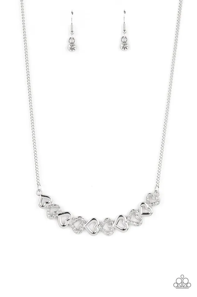 Paparazzi Jewelry Necklaces Paparazzi Necklace Sparkly Suitor White Paparazzi Jewelry Necklaces Paparazzi Necklace Sparkly Suitor White