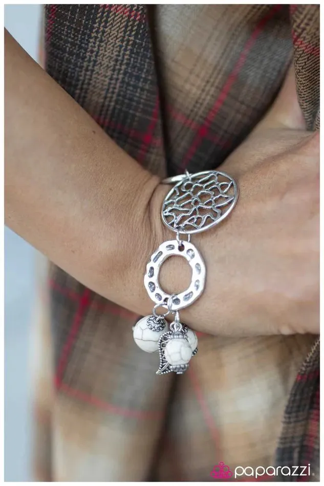 Paparazzi Jewelry Paparazzi Bracelet Country Girl White Bracelets