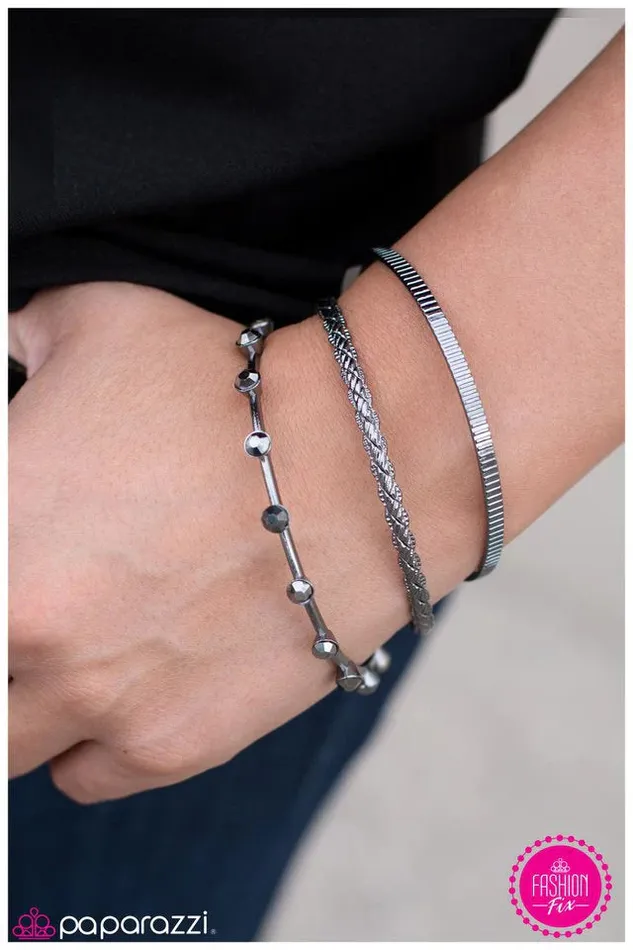 Paparazzi Jewelry Paparazzi Bracelet Wild Thing Black Bracelets