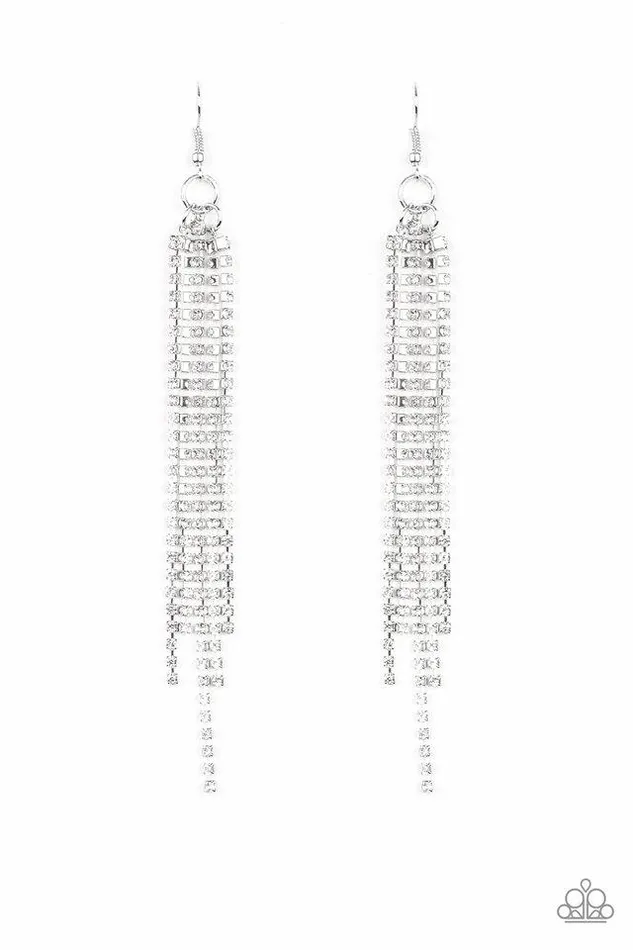 Paparazzi Jewelry Paparazzi Earring Center Stage Status White Earrings