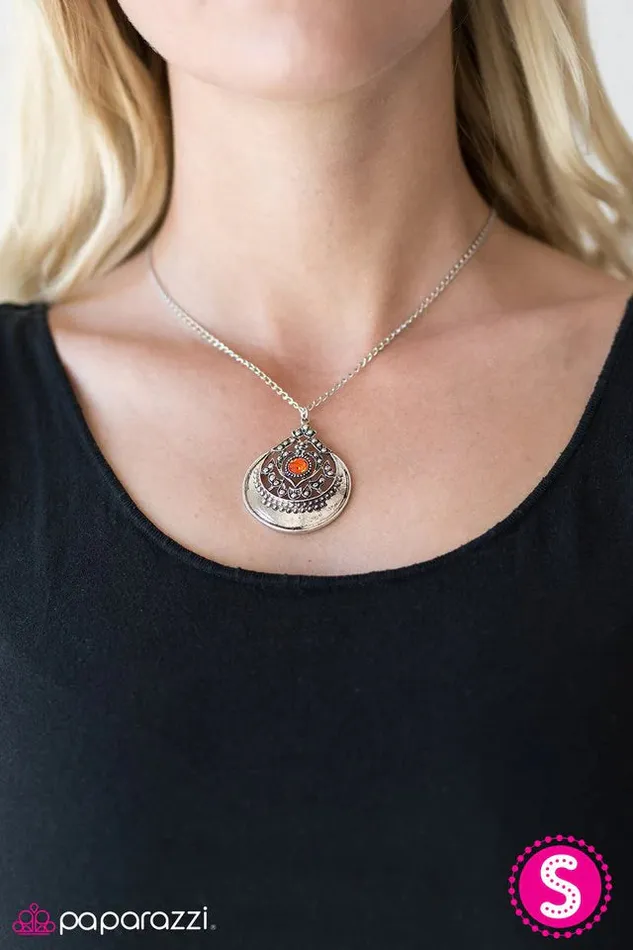 Paparazzi Jewelry Paparazzi Necklace One In A MEDALLION Orange Necklaces