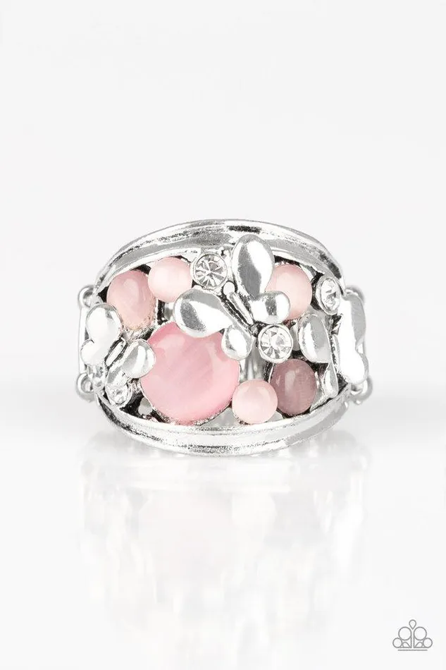 Paparazzi Jewelry Paparazzi Ring FLUTTER Me Up Pink Rings