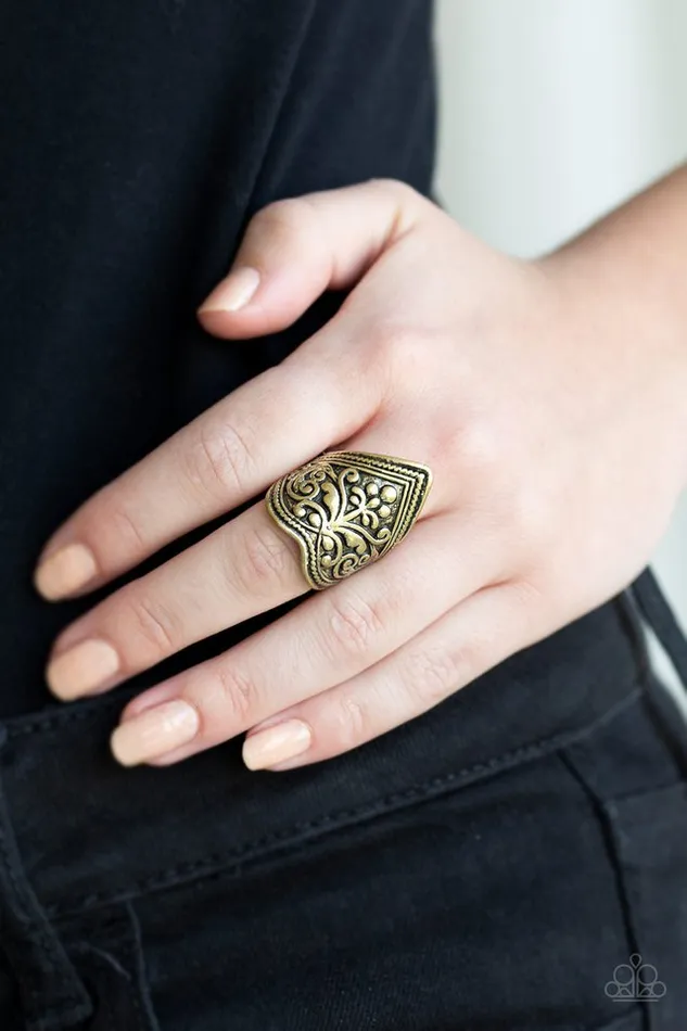 Paparazzi Jewelry Rings Paparazzi Ring Fall Into VINE Brass