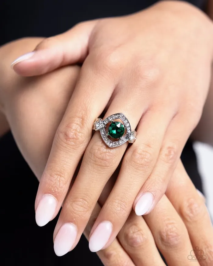 Paparazzi Jewelry Rings Paparazzi Ring Undefeated Dazzle Green