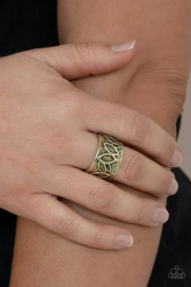 Paparazzi Jewelry Rings Paparazzi Ring When You LEAF Expect It Brass