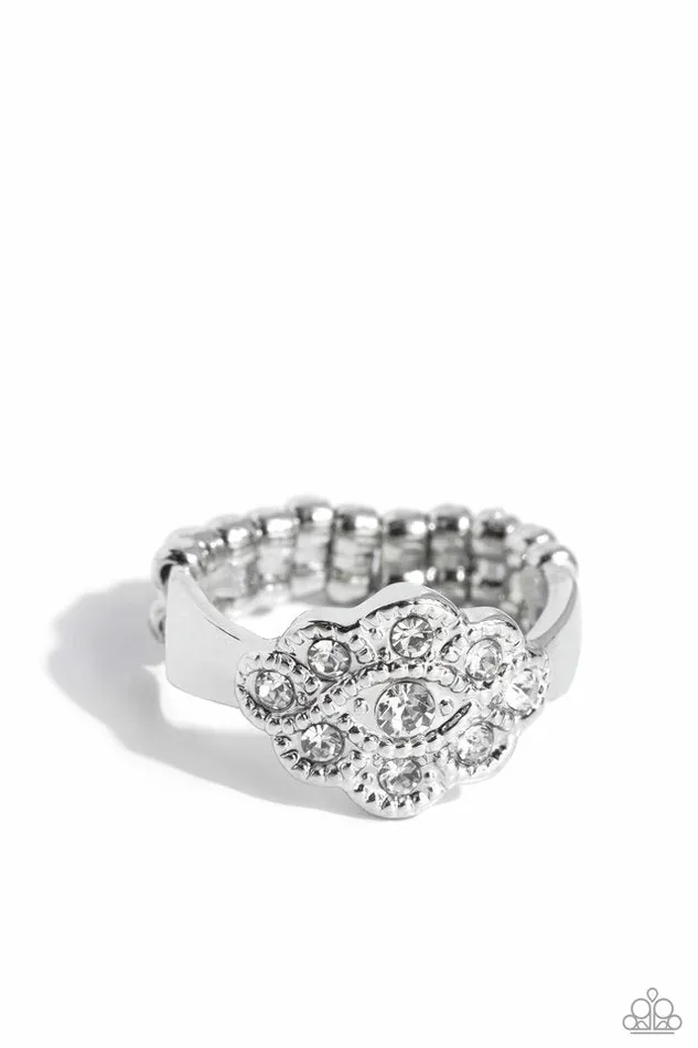Paparazzi Ring Floral FrouFrou White Paparazzi Jewelry Rings Paparazzi Ring Floral FrouFrou White Paparazzi Jewelry Rings