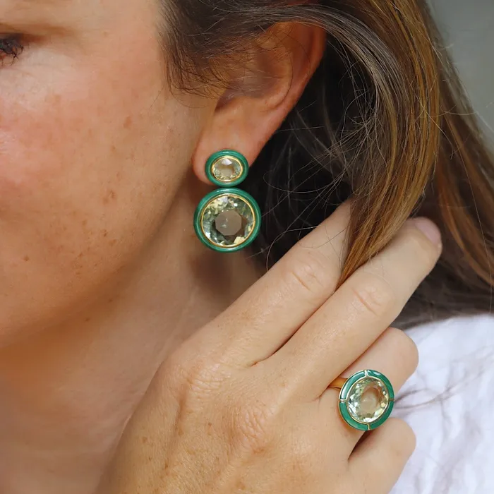 Rings Goshwara Goshwara Oval Prasiolite Malachite Inlay 18K Gold Ring
