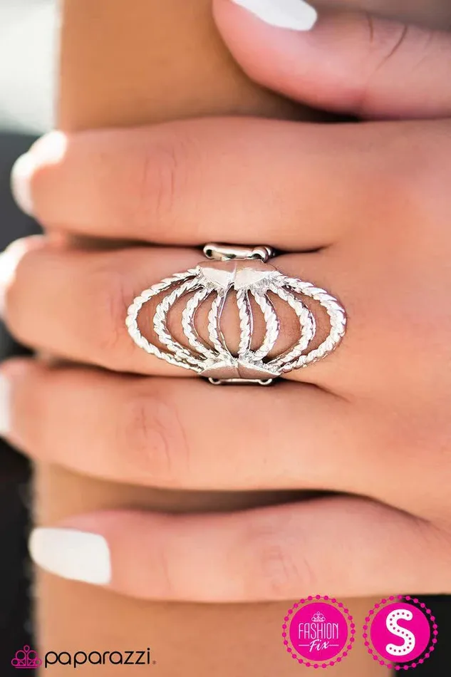 Rings Paparazzi Ring Off The Top Rope Silver Paparazzi Jewelry