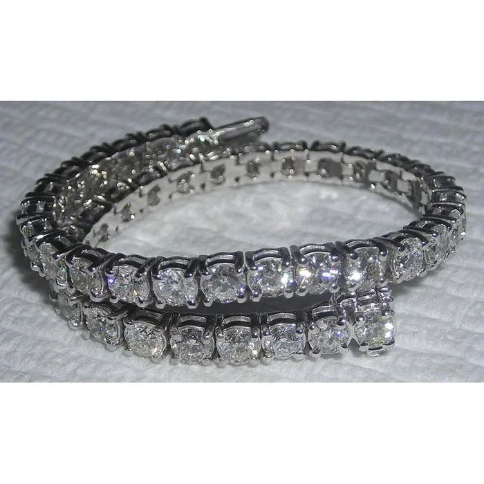 GB Bracelets 25 Pointer Tennis Bracelet Natural Earth Mined Diamond