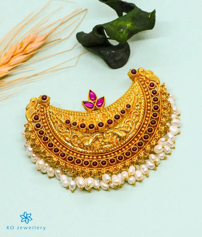Necklaces Silversmith The Vaidehi Silver Kokkethati Silver Pendant