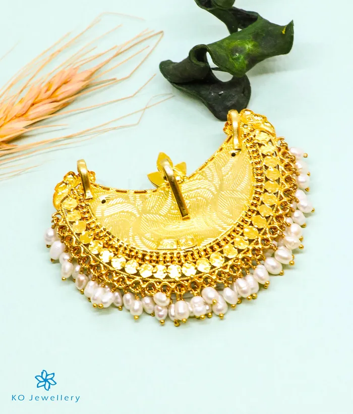 Necklaces Silversmith The Vaidehi Silver Kokkethati Silver Pendant