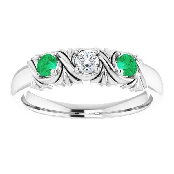 Rings GB ThreeStone Natural Earth Mined Diamond Ring Emerald Antique Style 060 Carats Rings GB ThreeStone Natural Earth Mined Diamond Ring Emerald Antique Style 060 Carats