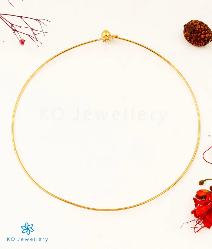 Silversmith Necklaces The Dharini Nakkasi Silver Lakshmi Pendant Thin Chain