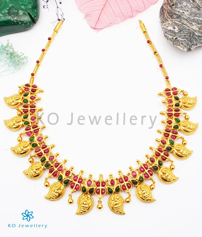 The Ipshita Silver Lakshmi Paisley Necklace Silversmith Necklaces