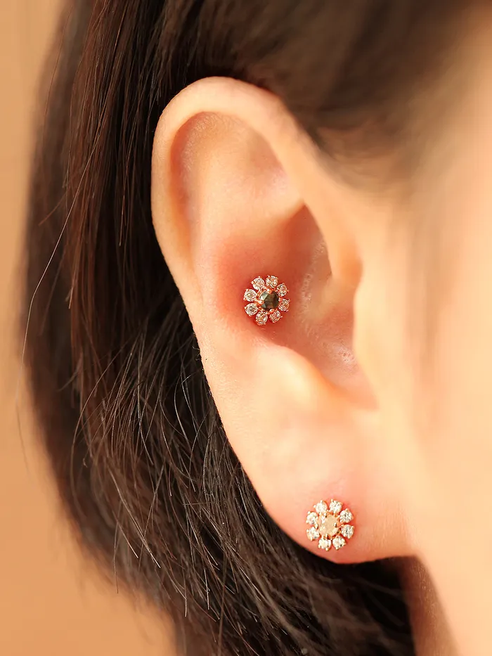 14K gold Daisy Rough Diamond cartilage earring 20g MinimalBijoux Earrings