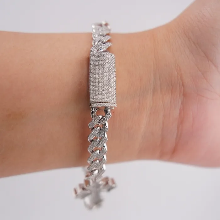 AB and J Bracelets 10k Gold Diamond Cross Bracelet 8in C727