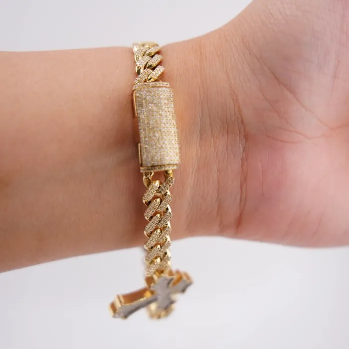 AB and J Bracelets 10k Gold Diamond Cross Bracelet 8in C728