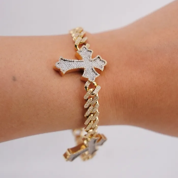 AB and J Bracelets 10k Gold Diamond Cross Bracelet 8in C728
