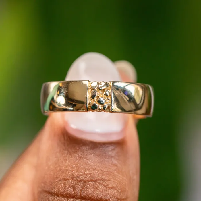Anueva Jewelry Rings Ravine Band 6mm Recycled Gold Wedding band