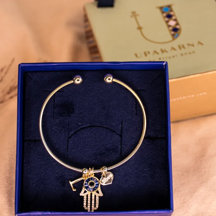 Bracelets Personalized Initial Hamsa Bracelet Gift Box Upakarna