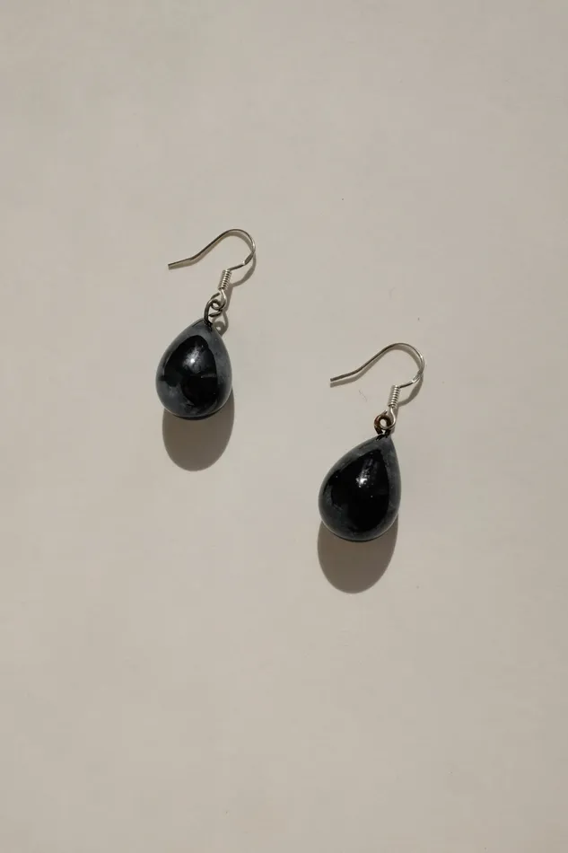 Earrings collectionno2 DROP BLACK GLASS PEARL VINTAGE EARRINGS