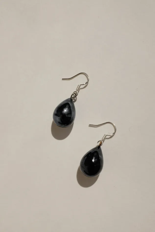 Earrings collectionno2 DROP BLACK GLASS PEARL VINTAGE EARRINGS